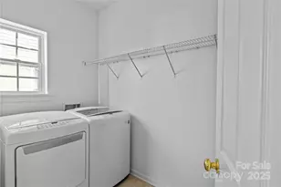 10605 Bere Island Dr, Charlotte, NC 28278 - Photo 16