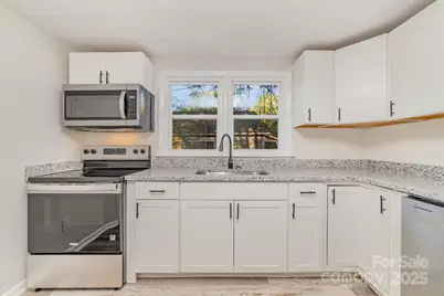 211 Putnam Street, Shelby, NC 28152 - Photo 12