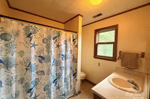 204 Bonaire Ln, Rutherfordton, NC 28139 - Photo 16