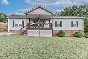 192 Apple Valley Ln, Statesville, NC 28677 - Photo 2