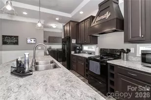 192 Apple Valley Ln, Statesville, NC 28677 - Photo 12