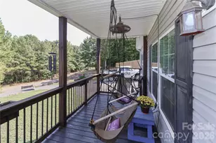 192 Apple Valley Ln, Statesville, NC 28677 - Photo 6