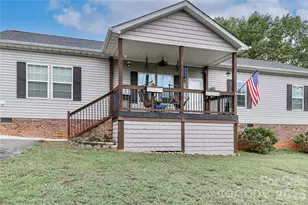 192 Apple Valley Ln, Statesville, NC 28677 - Photo 4