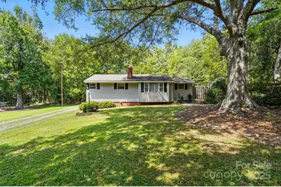 4825 Edgeland Road, Edgemoor, SC 29712 - Photo 2