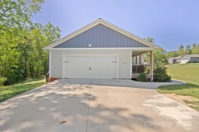 4390 Belmont Drive, Morganton, NC 28655 - Photo 4