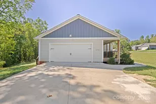 4390 Belmont Dr, Morganton, NC 28655 - Photo 4