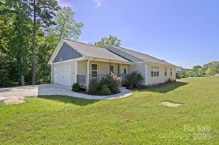 4390 Belmont Dr, Morganton, NC 28655 - Photo 1