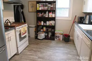 435 S Rhyne St, Dallas, NC 28034 - Photo 6