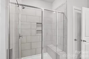 1020 Alicante Ave, Charlotte, NC 28214 - Photo 24