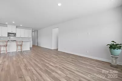 1020 Alicante Avenue, Charlotte, NC 28214 - Photo 10