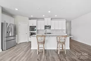 1020 Alicante Ave, Charlotte, NC 28214 - Photo 12