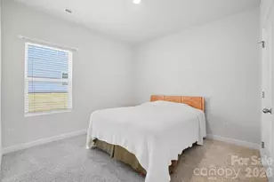 1020 Alicante Ave, Charlotte, NC 28214 - Photo 32