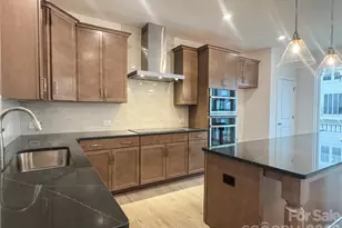 3216 Drift St, Charlotte, NC 28278 - Photo 8