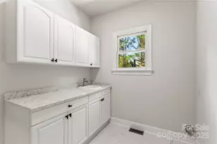 3011 McKee Rd, Charlotte, NC 28270 - Photo 10