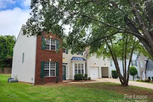 11819 Fox Glen Rd, Charlotte, NC 28269 - Photo 1