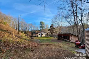 433 Deneen Rd, Burnsville, NC 28714 - Photo 18