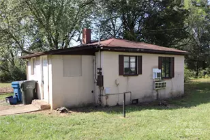 1510 31st St Ct SE, Conover, NC 28613 - Photo 8