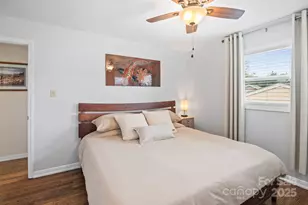 970 W Chapel Rd, Asheville, NC 28803 - Photo 12