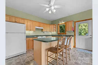 1299 Pine Ridge Road, Burnsville, NC 28714 - Photo 14