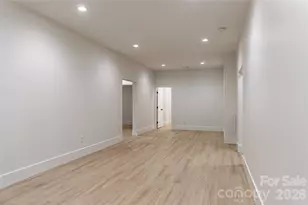 668 Players Ridge Rd, Hickory, NC 28601 - Photo 40