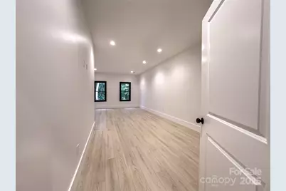 668 Players Ridge Road, Hickory, NC 28601 - Photo 36