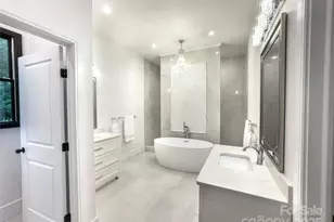 668 Players Ridge Rd, Hickory, NC 28601 - Photo 20