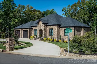 668 Players Ridge Road, Hickory, NC 28601 - Photo 2