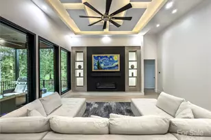 668 Players Ridge Rd, Hickory, NC 28601 - Photo 6