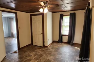 435 Rankin St, Lenoir, NC 28645 - Photo 4