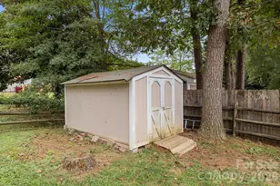 7601 Swedish Ivy Ln, Charlotte, NC 28227 - Photo 28