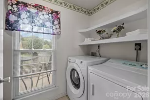 7601 Swedish Ivy Ln, Charlotte, NC 28227 - Photo 10