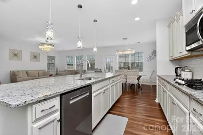 2002 Trindle Vine Lane, Waxhaw, NC 28173 - Photo 4