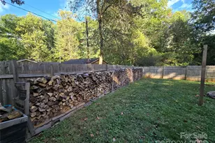 152 Colonial Heights Ln, Statesville, NC 28625 - Photo 8