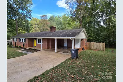 152 Colonial Heights Lane, Statesville, NC 28625 - Photo 4