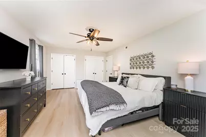 6000 Ferndale Place, Charlotte, NC 28215 - Photo 14