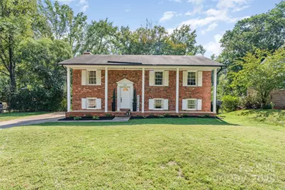 6000 Ferndale Place, Charlotte, NC 28215 - Photo 2