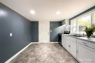 217 Circle Dr, Albemarle, NC 28001 - Photo 6