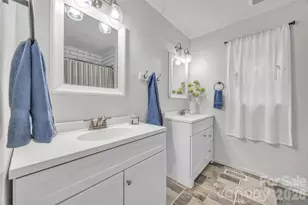 86 Sharon Valley Dr, Hickory, NC 28601 - Photo 24