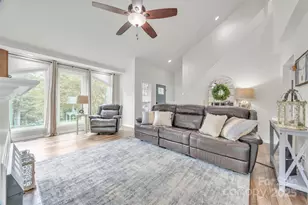 86 Sharon Valley Dr, Hickory, NC 28601 - Photo 8