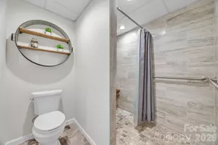 86 Sharon Valley Dr, Hickory, NC 28601 - Photo 40