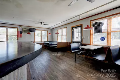 801 W Church Street, Cherryville, NC 28021 - Photo 8