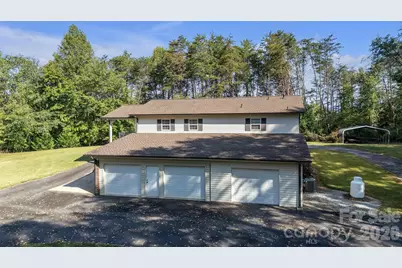 3086 Taylorsville Road, Lenoir, NC 28645 - Photo 2