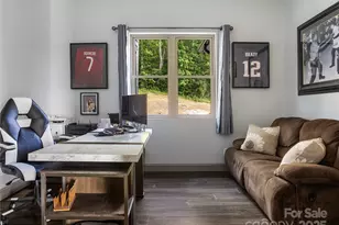 639 Byers Cove Rd, Hendersonville, NC 28792 - Photo 30