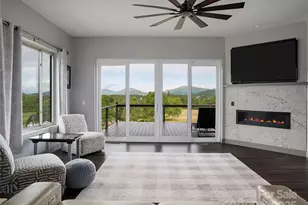 639 Byers Cove Rd, Hendersonville, NC 28792 - Photo 18