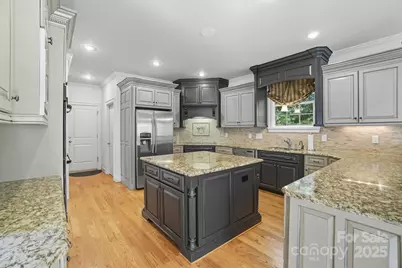 1209 Moss Bank Place, Gastonia, NC 28056 - Photo 10