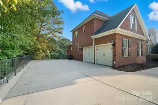 1209 Mossbank Pl, Gastonia, NC 28056 - Photo 32