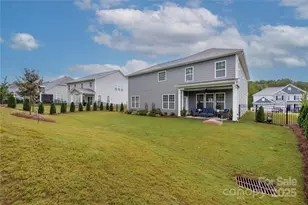 121 Rhuidean Ct, Troutman, NC 28166 - Photo 42