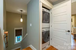 71 McLain St, Asheville, NC 28803 - Photo 36