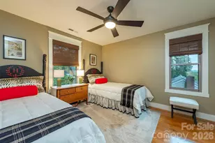 71 McLain St, Asheville, NC 28803 - Photo 32