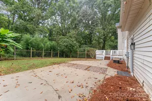 204 S Deerfield Cir, Salisbury, NC 28147 - Photo 28